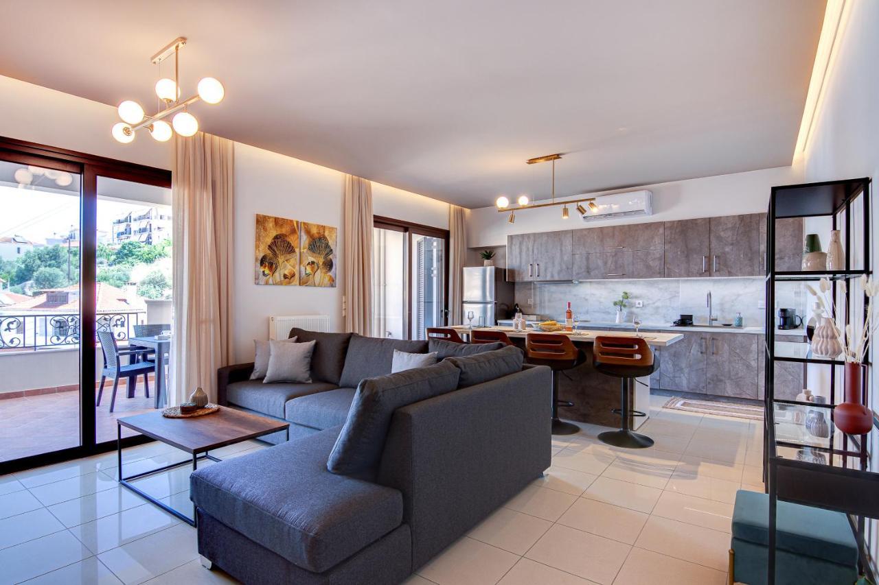Agapi'S Luxury Apartment Pylos Eksteriør billede